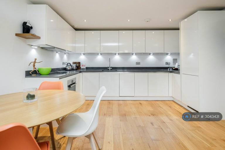2 bedroom flat in Ladywell Road, London, SE13 (2 bed) (#3043431)