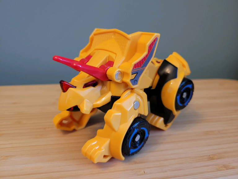 Vtech Switch & Go Dinos Charger the Triceratops