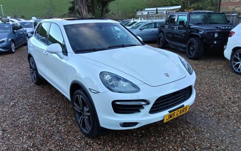 image for  Porsche Cayenne 4.8T V8 Turbo SUV 5dr Petrol TiptronicS 4WD Euro 5 (s/s) (500 ps) Petrol Automatic