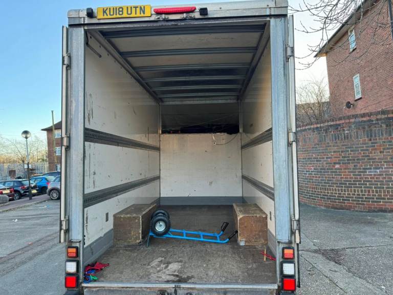Removal🔑 Professional Movers🚚man with a van🪑 Removal Van | man and a van📦 man with a van