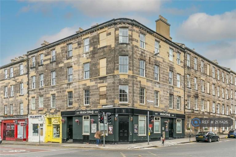 2 bedroom flat in Summerhall Place, Edinburgh, EH9 (2 bed) (#2171426)