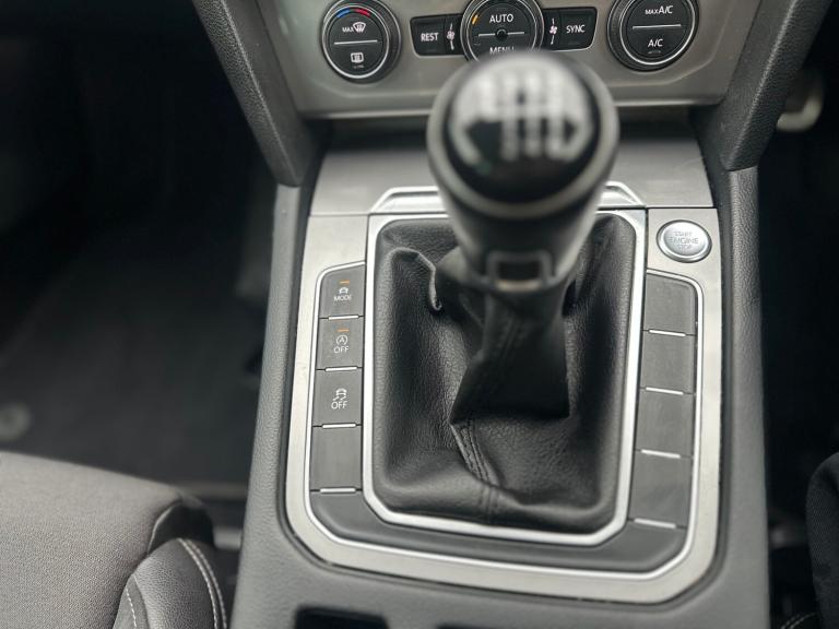 2017 Volkswagen Passat 2.0 TDI 4MOTION 5dr ESTATE Diesel Manual