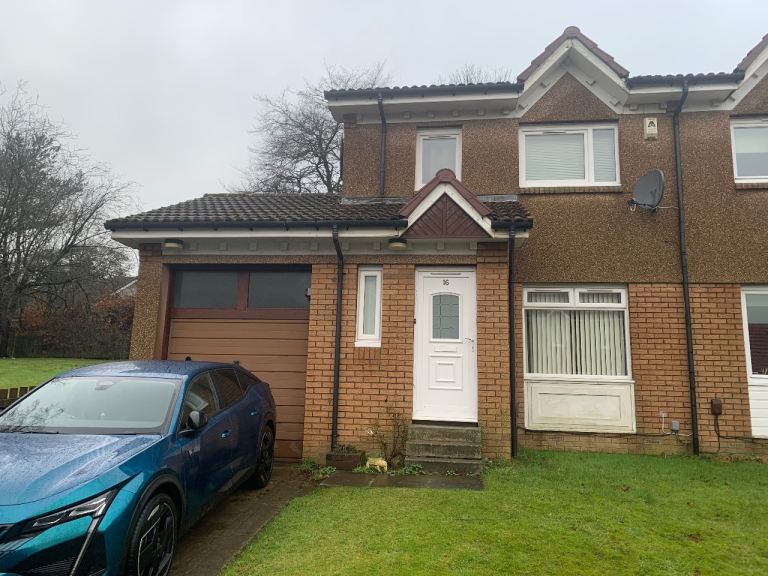 3 bedroom house in Jacobson Terrace, Dundee, DD3