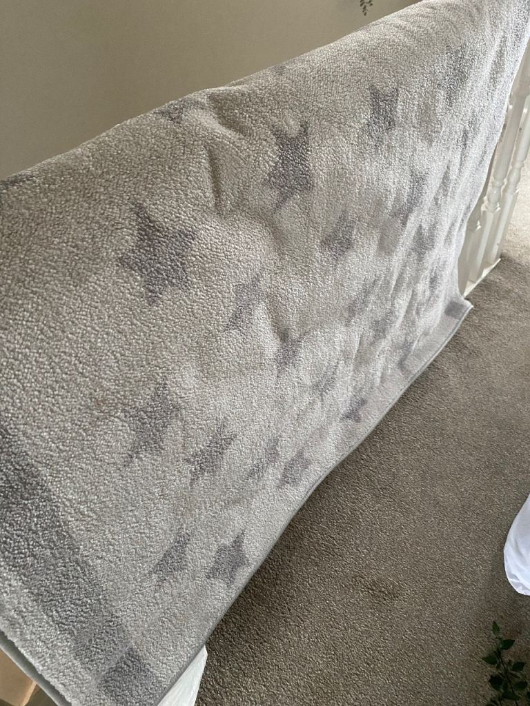 Grey star rug