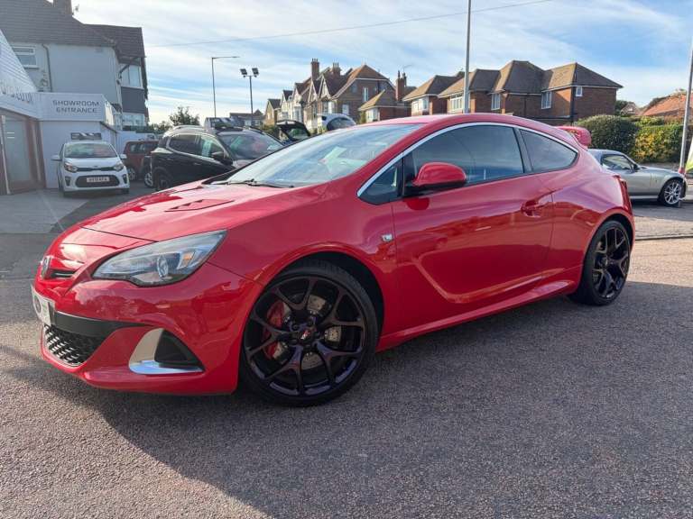 2013 Vauxhall Astra GTC 2.0T VXR Hatchback Petrol Manual