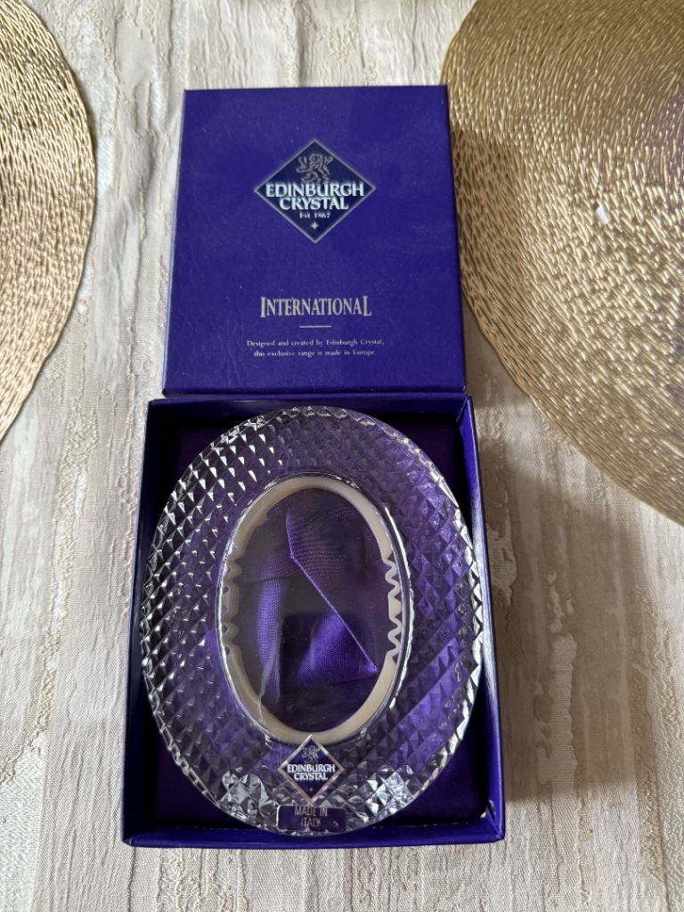 Edinburgh Crystal Oval Photo Frame