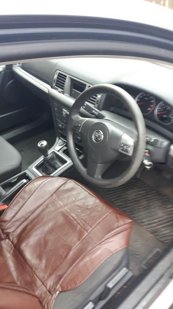Vauxhall, VECTRA, Hatchback, 2006, Manual, 1796 (cc), 5 doors