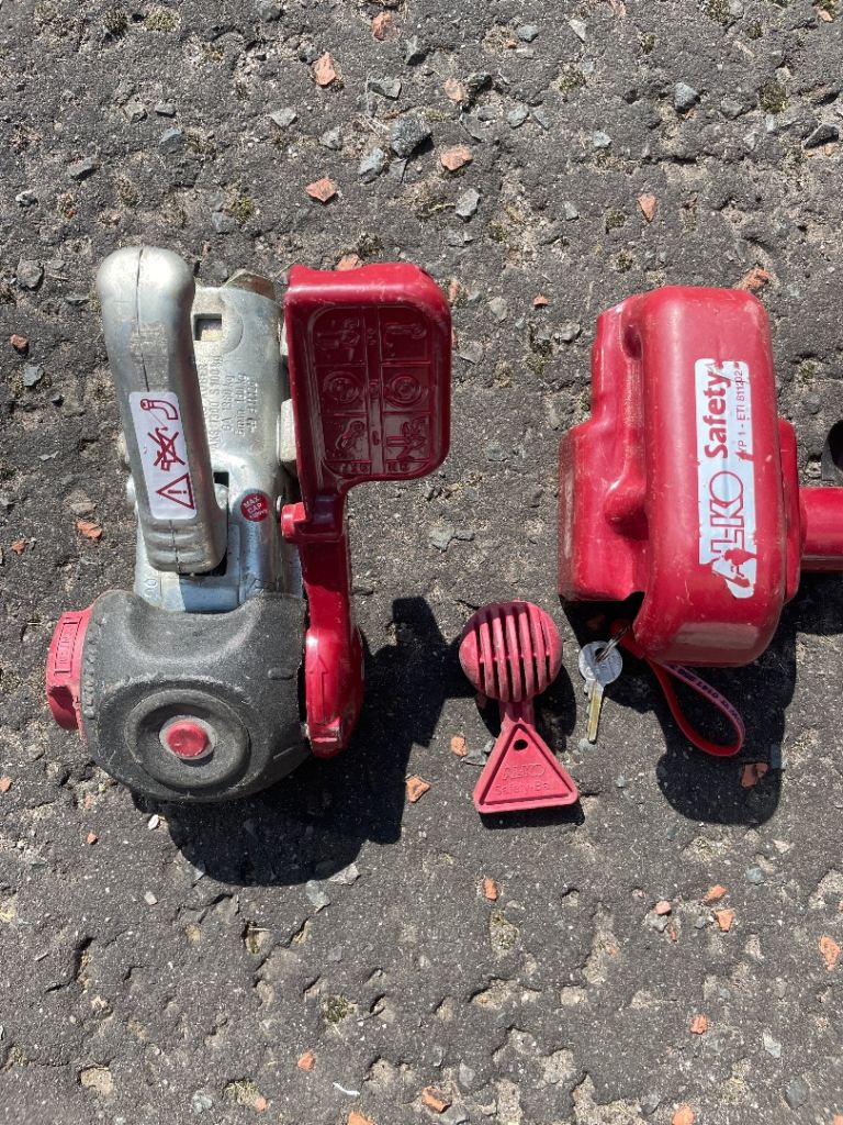 Alko 1300 Caravan Stabiliser and Hitch Lock