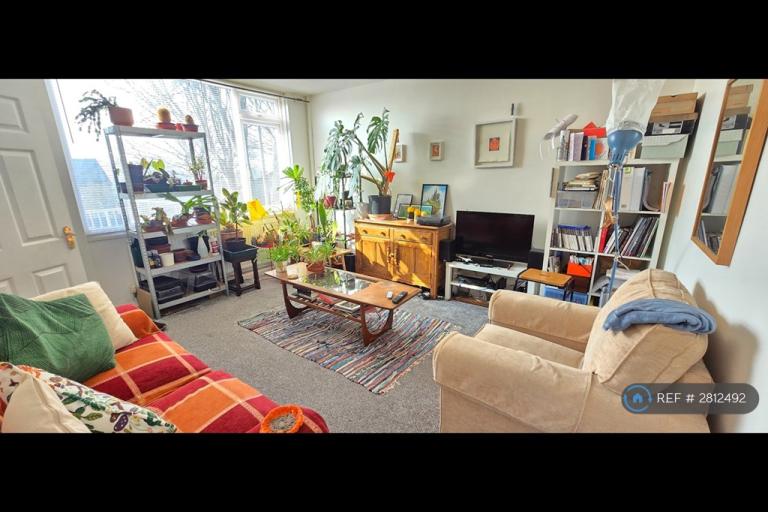 2 bedroom house in Sandford Road, Leeds, LS5 (2 bed) (#2812492)