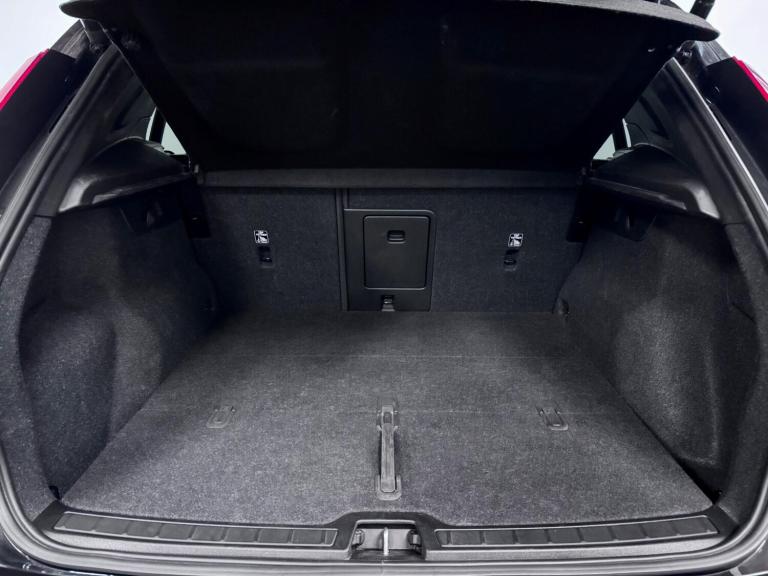 2023 Volvo XC40 Plus P8 AWD (408 hp) ESTATE Electric Automatic