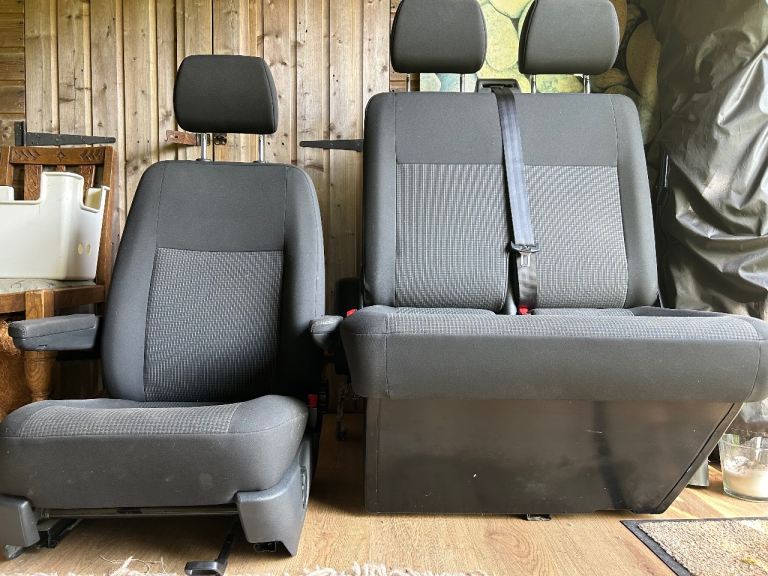 VW TRANSPORTER T6.1 SEATS 