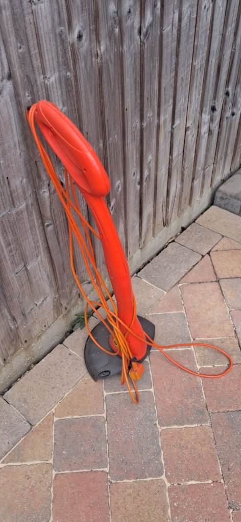 Electric Grass Trimmer / Strimmer – Orange, Good Condition