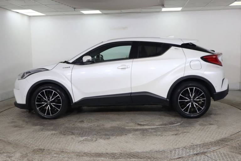 2017 Toyota C-HR 1.8 VVT-h Excel SUV 5dr Petrol Hybrid CVT Euro 6 (s/s) (122 ps) HATCHBACK PETROL...