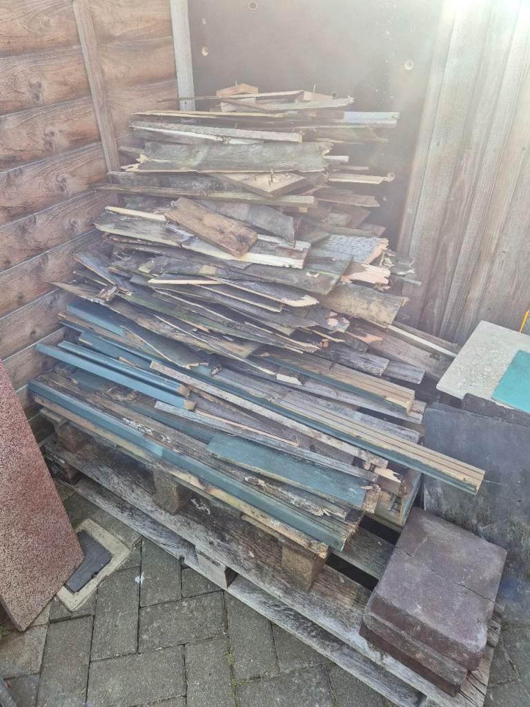 Free discarded wood