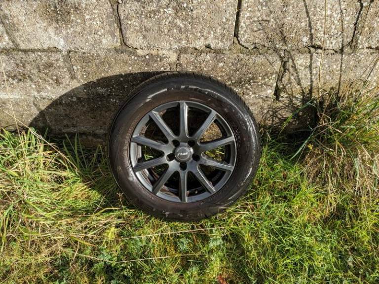 16in Alloy Wheels & Tyres (set of 4)