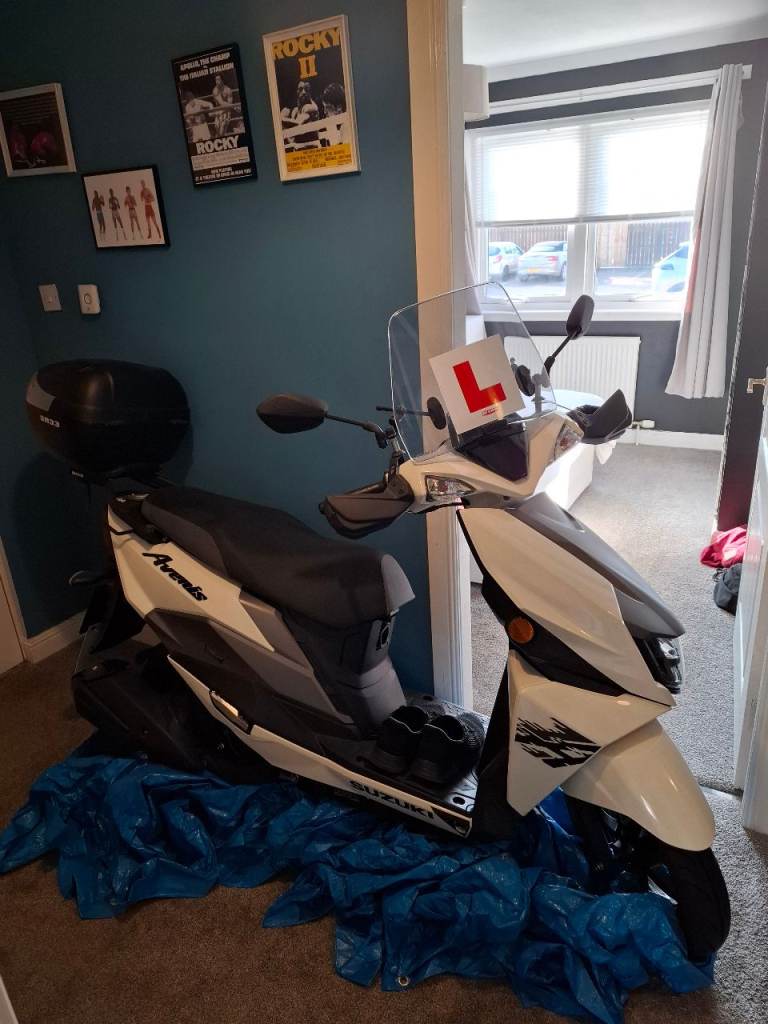 Suzuki, AVENIS, 2025, 124 (cc)