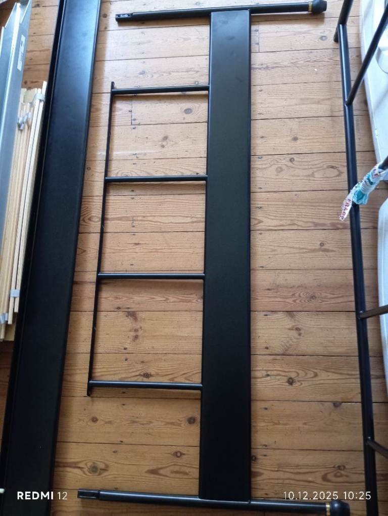 SAGSTUA bed frame black/Luröy - IKEA 200/150