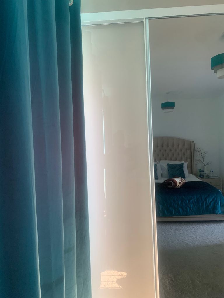 Massive En-suite Master Bedroom to rent