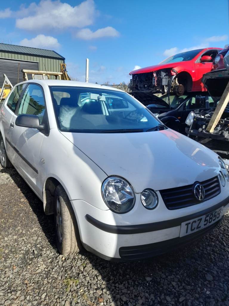 2003 VW POLO 1.2 PETROL BREAKING FOR PARTS