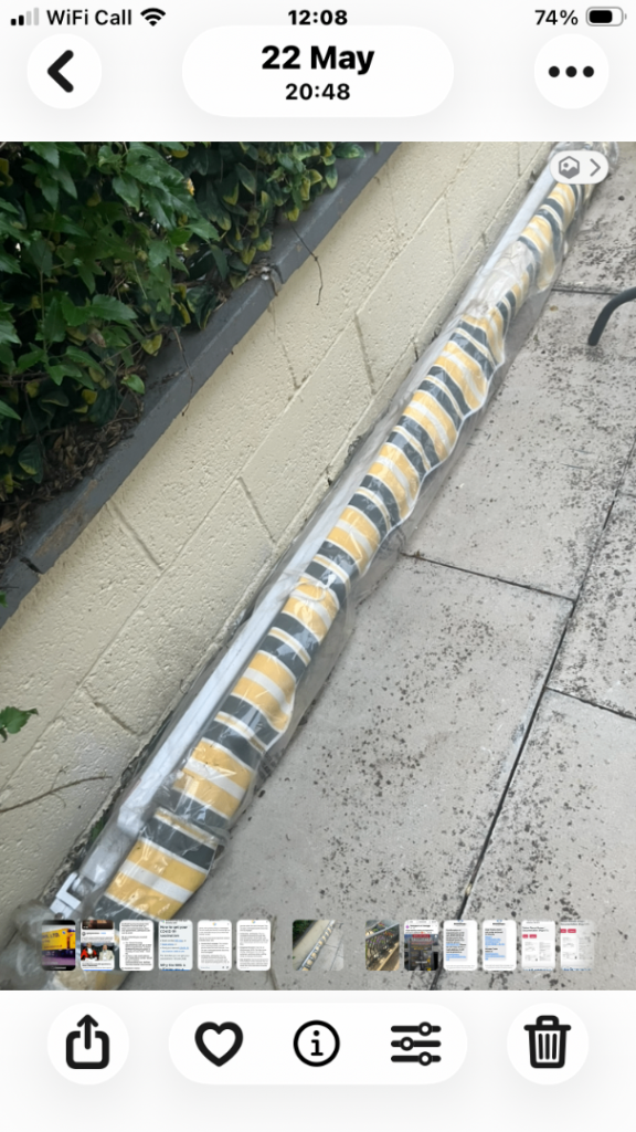 Retractable awning