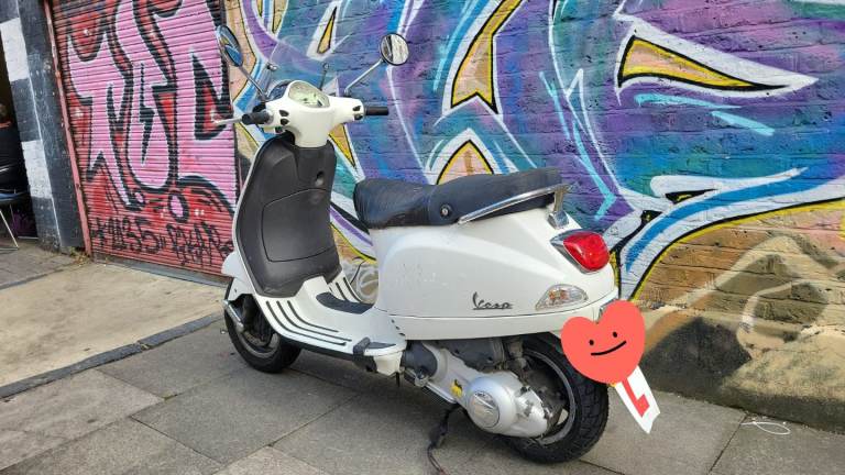 Piaggio, VESPA, 2012, 124 (cc)