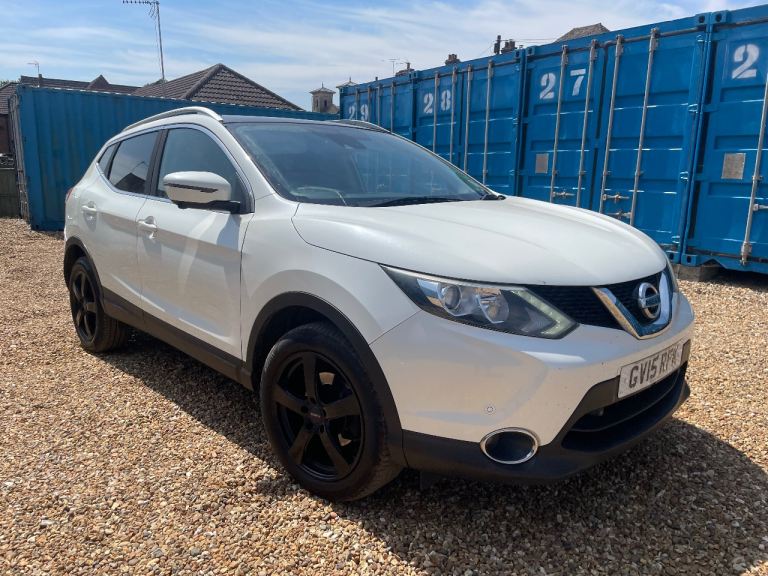 Nissan, QASHQAI, Hatchback, 2015, Manual, 1461 (cc), 5 doors