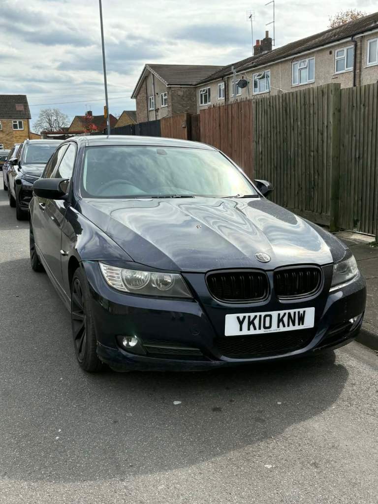 BMW, 3 SERIES, Saloon, 2010, Manual, 1995 (cc), 4 doors