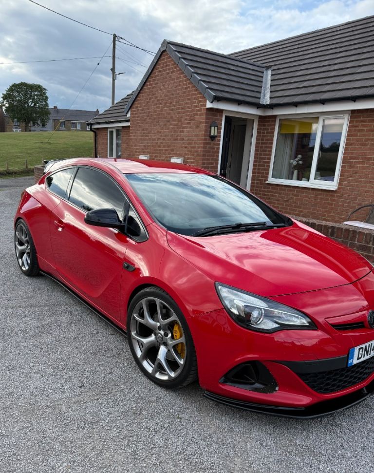 Vauxhall, ASTRA VXR GTC, Hatchback, 2014, Manual, 1998 (cc), 3 doors