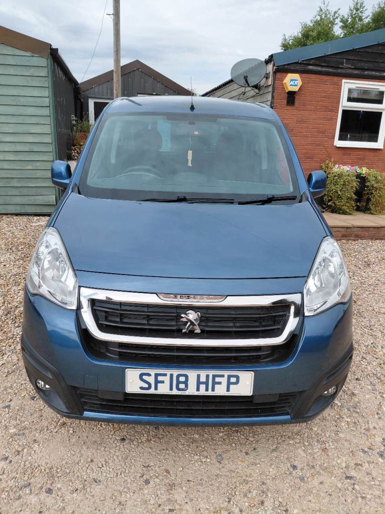 Peugeot, PARTNER TEPEE, Wheelchair/Scooter Adapted MPV, 2018, Manual, 1598 (cc), 5 doors