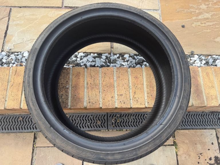225/35/19 Greenlander tyre