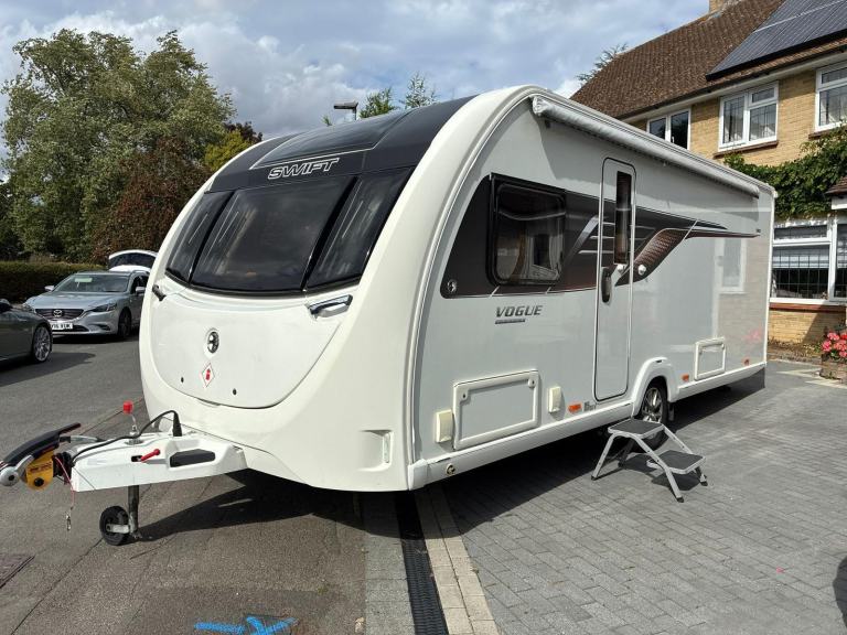 2022 SWIFT VOGUE GRANDE 580 DEALER SPECIAL