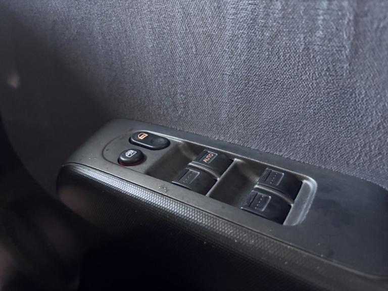 HONDA JAZZ 1.4 i-DSI SE 2005