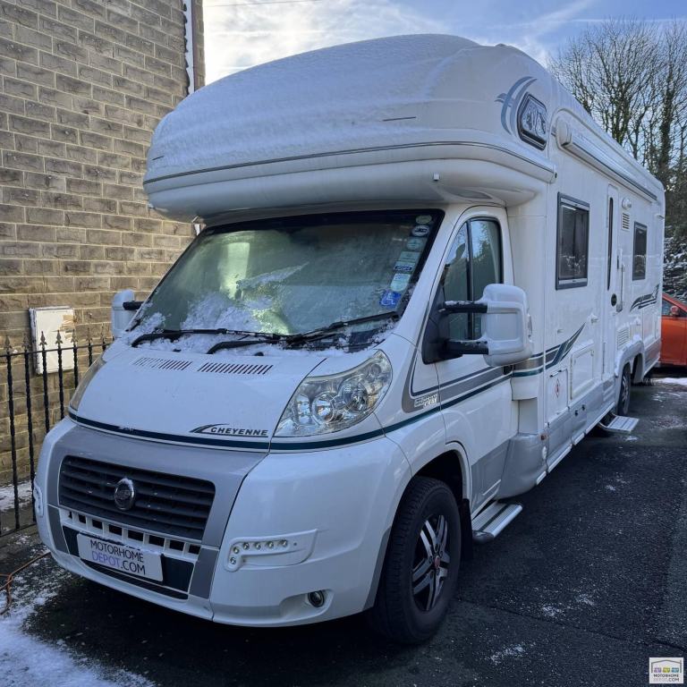 Auto-Trail Cheyenne 840SE 2009 End Washroom Fixed Single Beds Motorhome For Sale