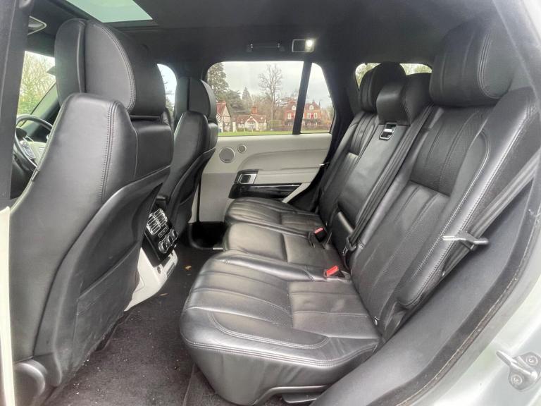 2015 Land Rover Range Rover 3.0 TDV6 Vogue 4dr Auto ESTATE DIESEL Automatic