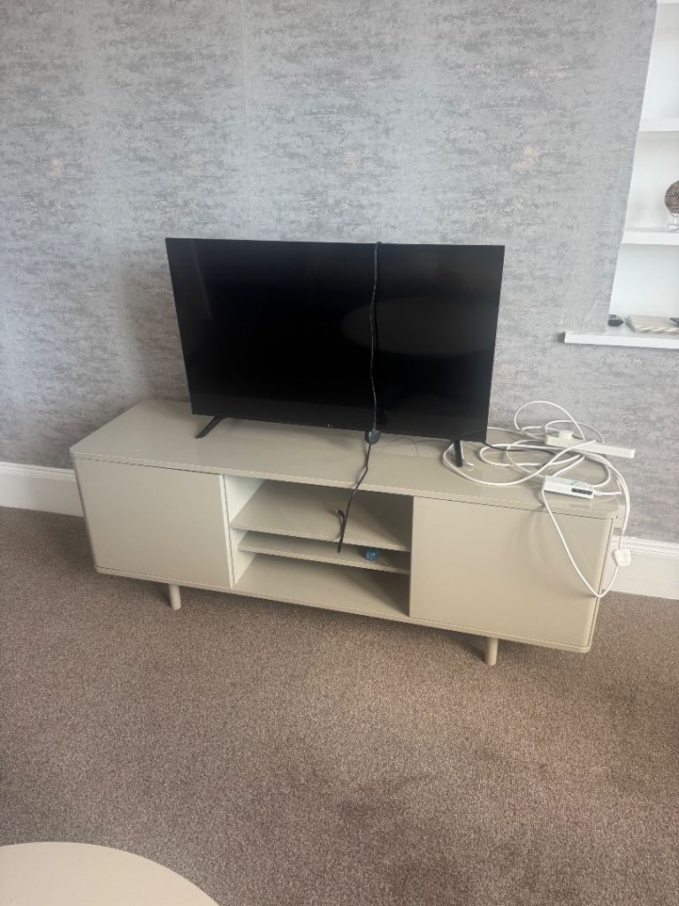 Tv unit Good Condition