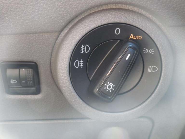 VOLKSWAGEN TRANSPORTER T32 2.0 TDI 150 Highline LWB KOMBI 2024