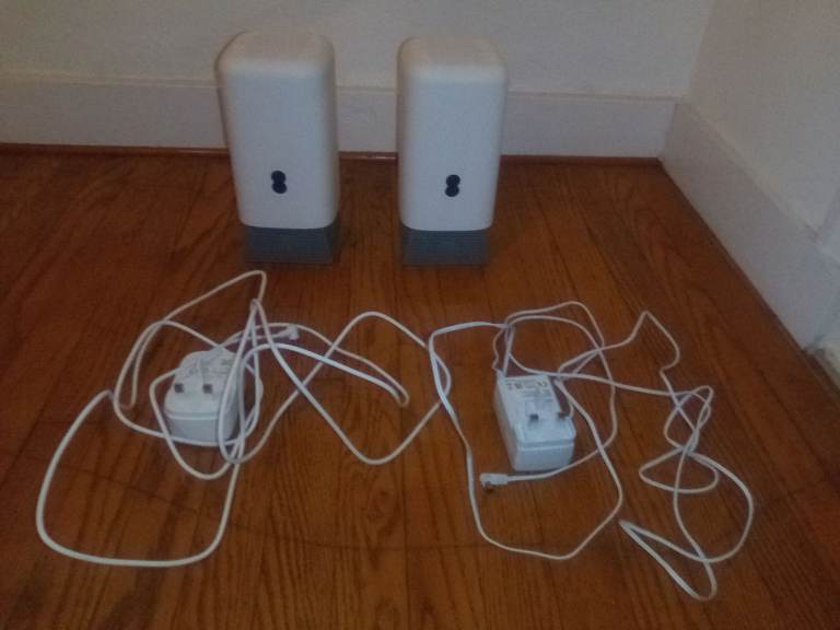 Wifi Router x 3 (SW30A x 1 + SH40J x 2)