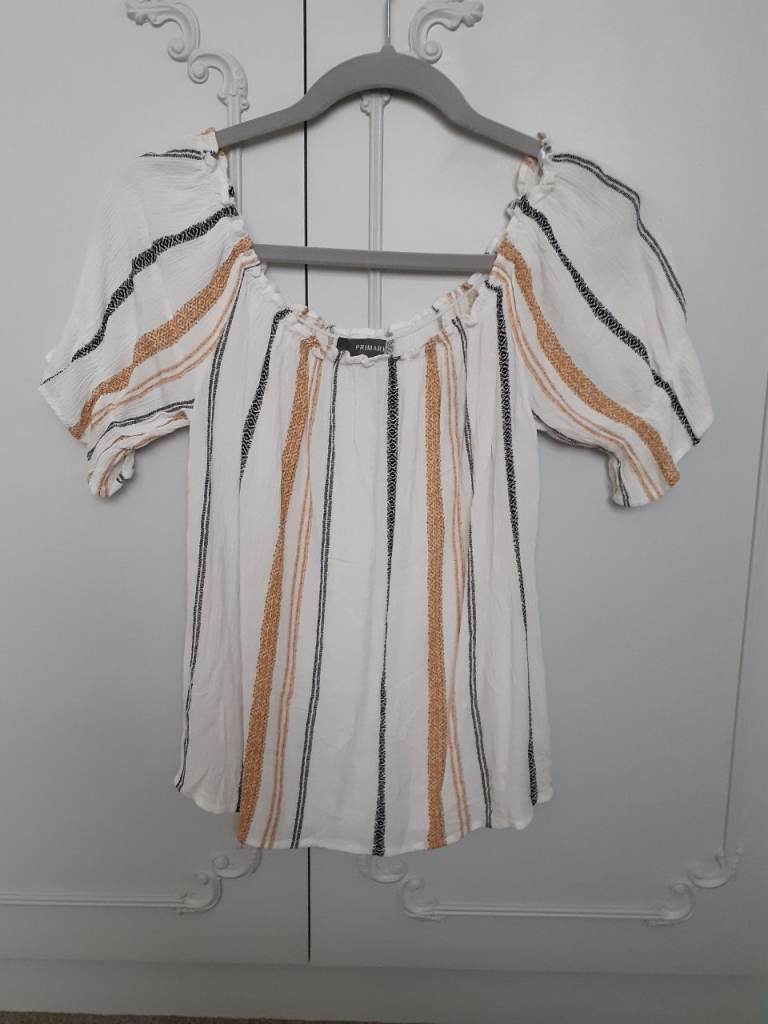 WORN HANDFUL OF TIMES - PRIMARK TOP - SIZE 8