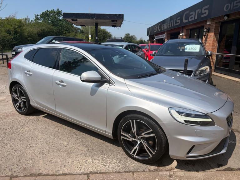Volvo V40 2.0 D3 R-Design Pro Euro 6 (s/s) 5dr Diesel Manual