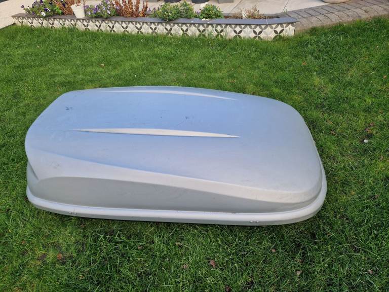 Halfords car roof box