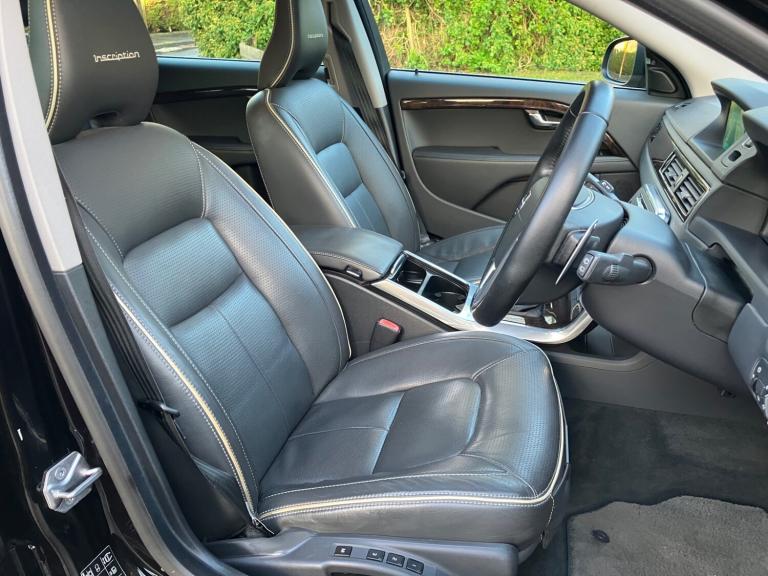2016 VOLVO V70 2.0 T5 SE LUX Inscription 245bhp Automatic Estate