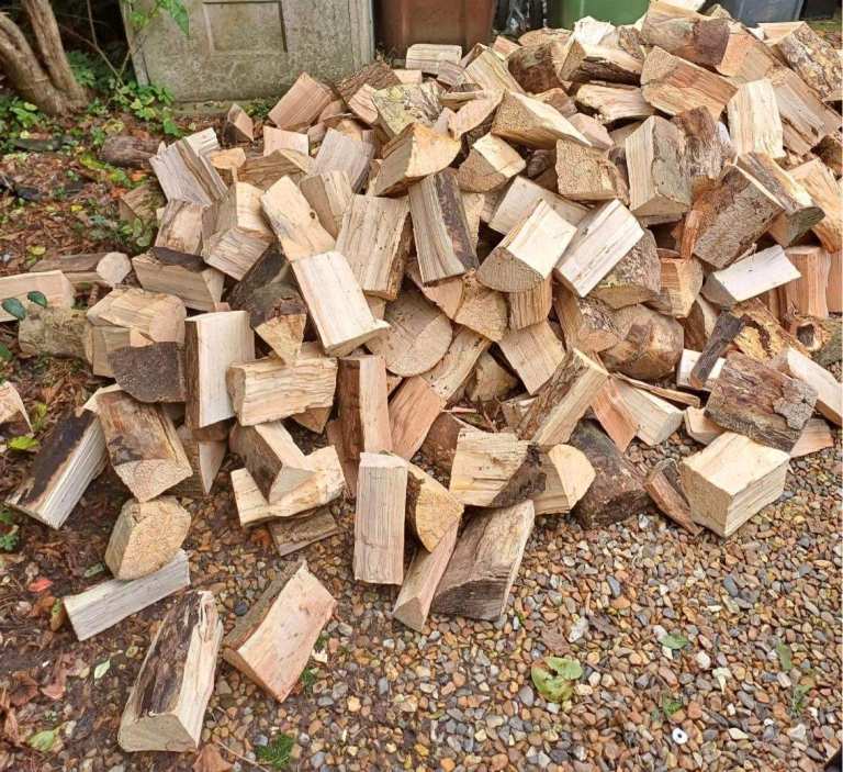 Seasoned Softwood Logs - ready to burn