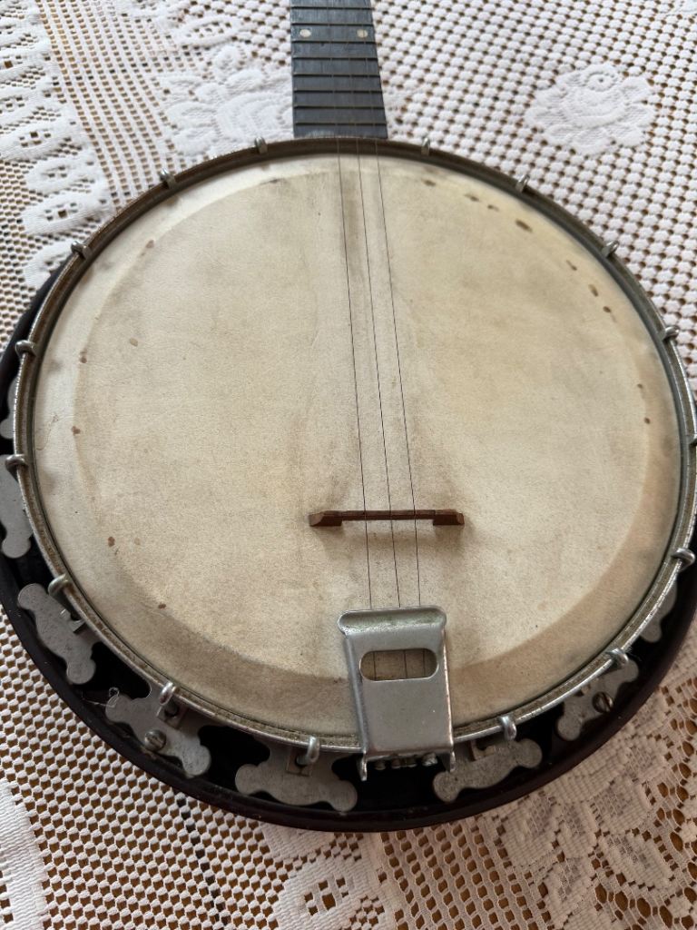 Banjo for sale £90 