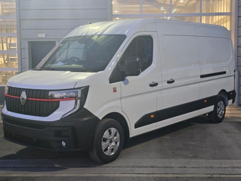 IN STOCK RENAULT TRUCKS MASTER L3 H2 LWB PANEL VAN RED EDITION  £30,950+VAT