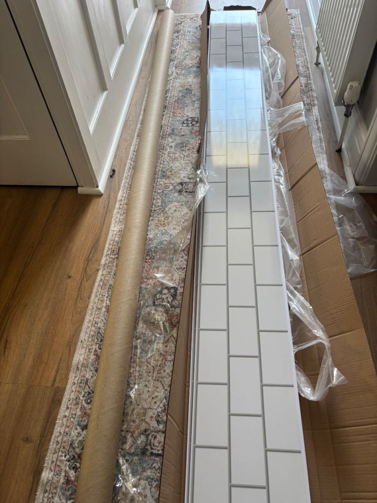 DBS Bathroom Jubilee White Tile Effect Gloss PVC Panels x4 and trims