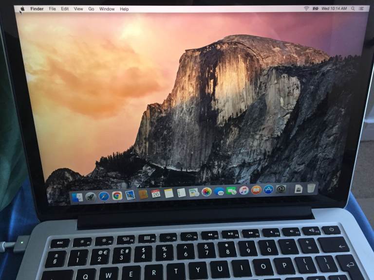 Apple MacBook Pro 2015 2.7Ghz i5 8G RAM