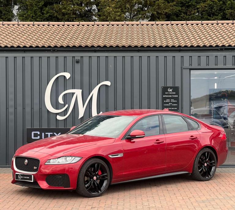 2016 Jaguar XF 3.0 XF V6 S D Auto 4dr Saloon Diesel Automatic
