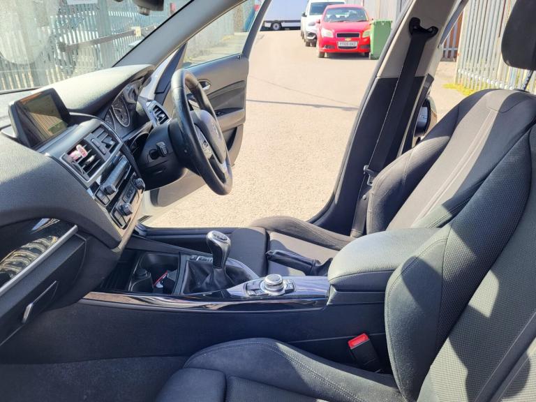 2016 BMW 1 Series 118d Sport 5dr TOP SPEC HATCHBACK Diesel Manual