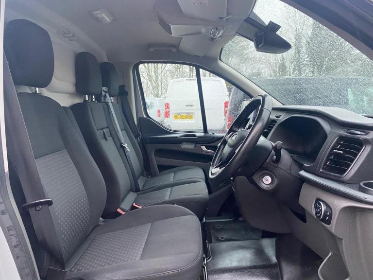 2020 70Reg Ford Transit Custom LWB LTD Hybrid 2.0TDCi Euro6 Air Con SAT NAV +VAT