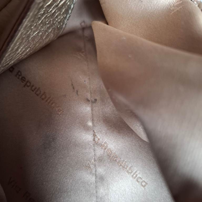 Vintage Via Republica Russell & Bromley handbag